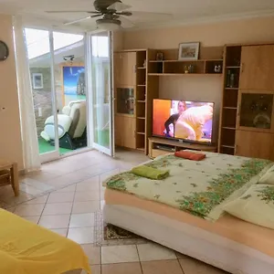 https://beachlake-apartment-studio-55-m.hamburg-hotels-de.com